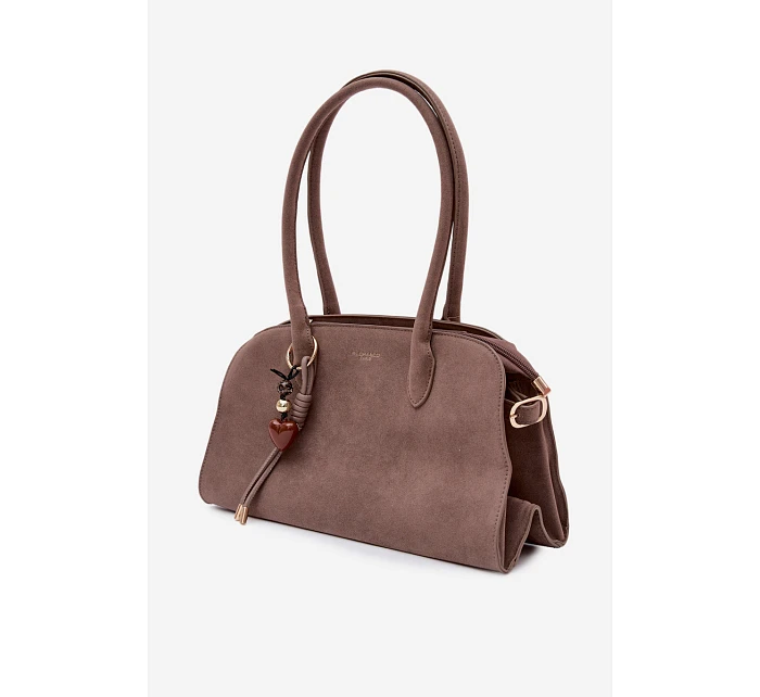 Kabelka s přívěskem a sponami eko semiš tmavě béžová Violette