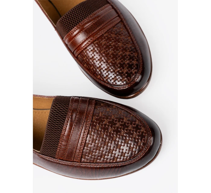 Trendy dámské hnědé  polobotky na klínku