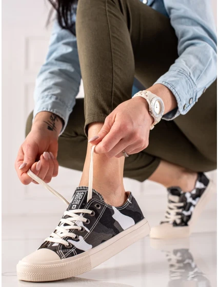 Výborné vícebarevné tenisky dámské bez podpatku Výborné vícebarevné tenisky dámské bez podpatku