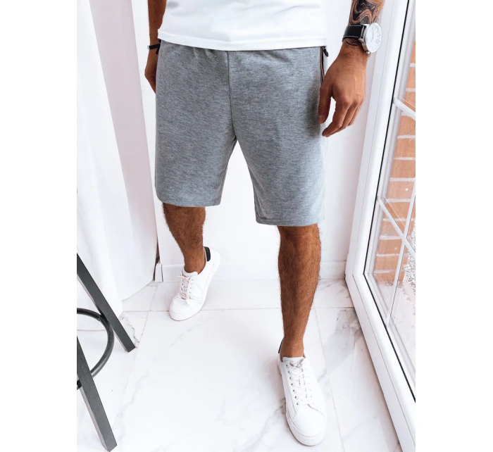 Pánské světle šedé teplákové kraťasy Dstreet model 21968973 - FashionStreet
