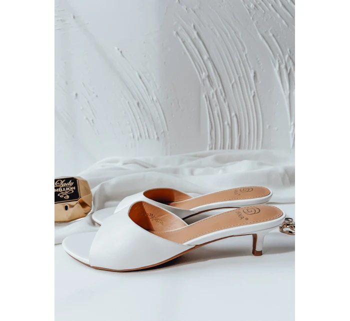 dámské žabky bílé model 21990174 - Dstreet