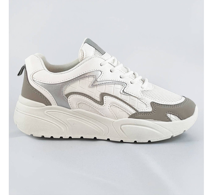 Bílé dámské sportovní boty na platformě (C1090)