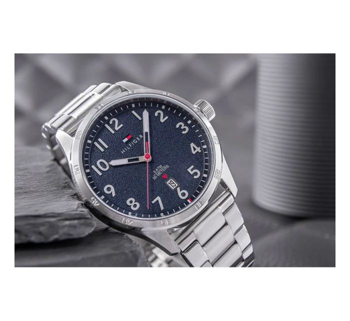 Pánské hodinky Tommy Hilfiger Forrest 1710563 + BOX Pánské hodinky Tommy Hilfiger Forrest 1710563 + BOX