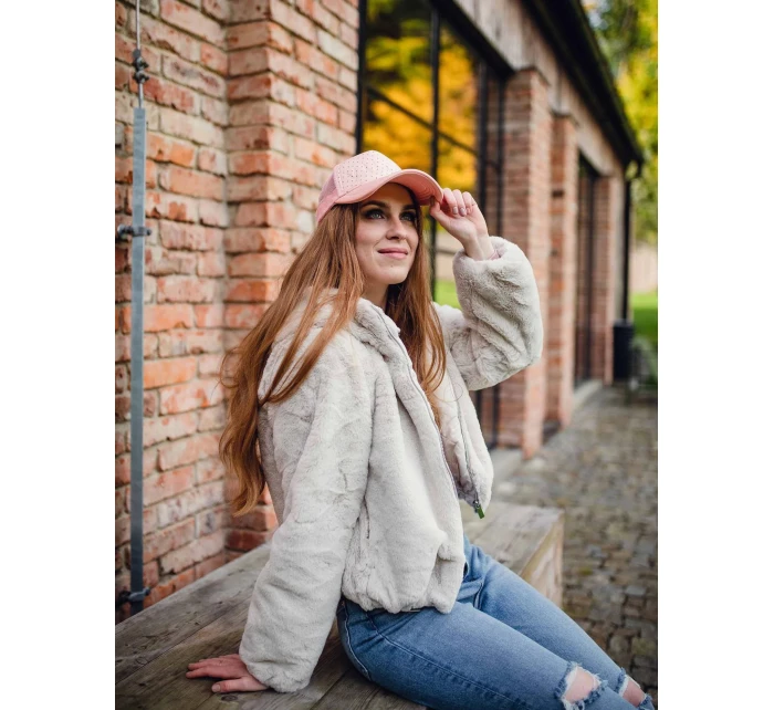 Kšiltovka VUCH Nanie