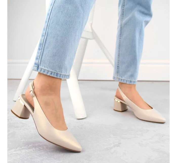 W béžové  elegantní sandály model 21776016 - SERGIO LEONE