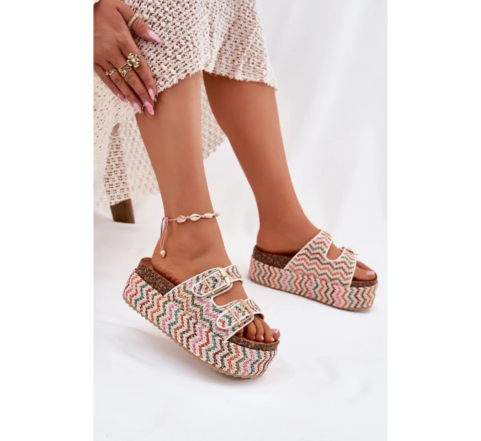 Dámské Sandály Na Masivní Platformě S Pletením A Přezkami Multikolor Dámské Sandály Na Masivní Platformě S Pletením A Přezkami Multikolor