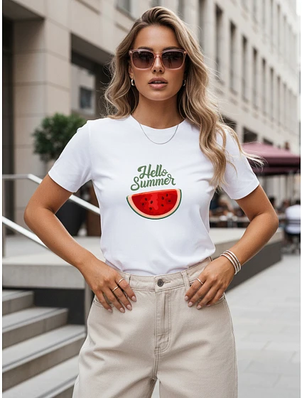 Tshirt damski bawełniany z nadrukiem biały model 22277136 - FashionStreet Tshirt damski bawełniany z nadrukiem biały model 22277136 - FashionStreet