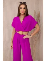 Kombinéza s ozdobným páskem v pase fialová Kombinéza s ozdobným páskem v pase fialová