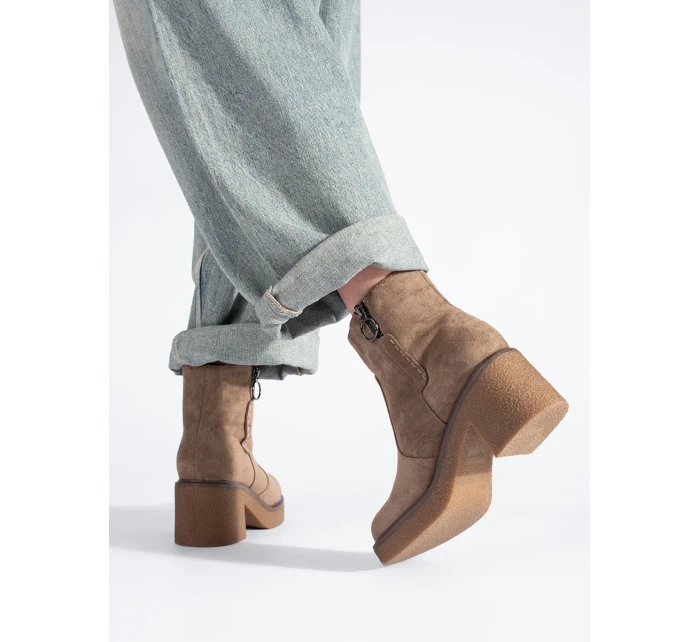 Stylové dámské  kotníčkové boty hnědé na širokém podpatku