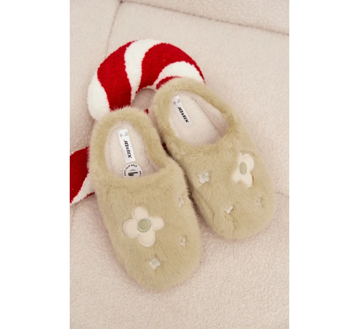 Dámské chlupaté papuče s květinami – pistáciové Selinne Dámské chlupaté papuče s květinami – pistáciové Selinne