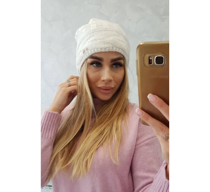 Fleecová čepice ecru model 18751441 - K-Fashion Fleecová čepice ecru model 18751441 - K-Fashion