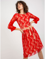 Dámské elegantní krajkové šaty - červené