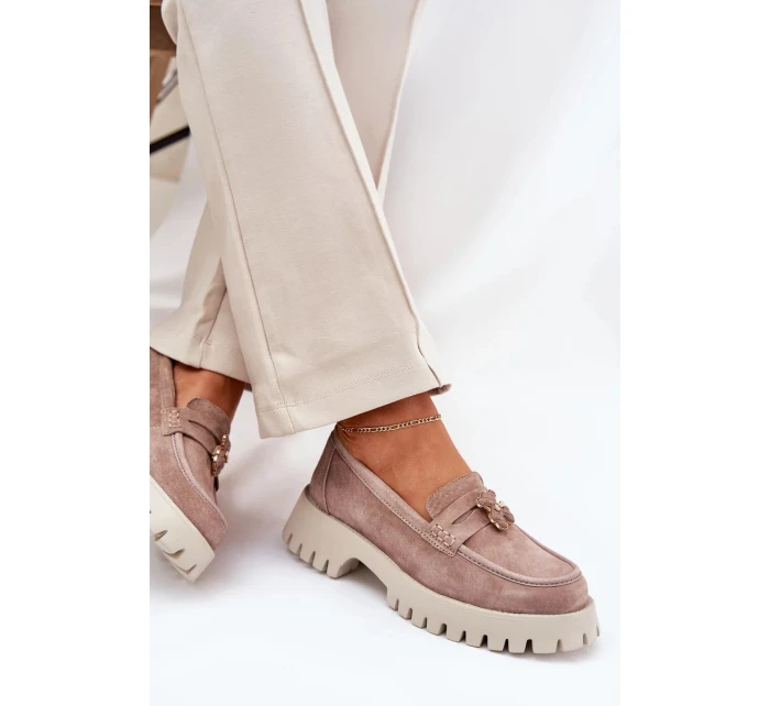 Dámské semišové mokasíny s dekorativní připínkou „Miś“ Vinceza – béžové