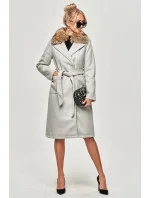 Světle šedý dámský kabát s kožíškem model 15822778 - Ann Gissy
