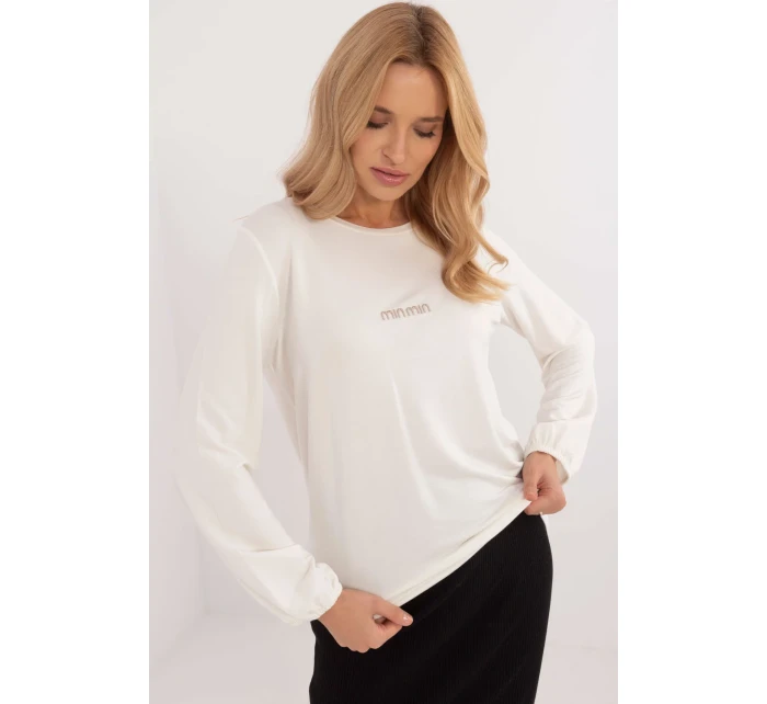 Halenka  model 208238 Relevance