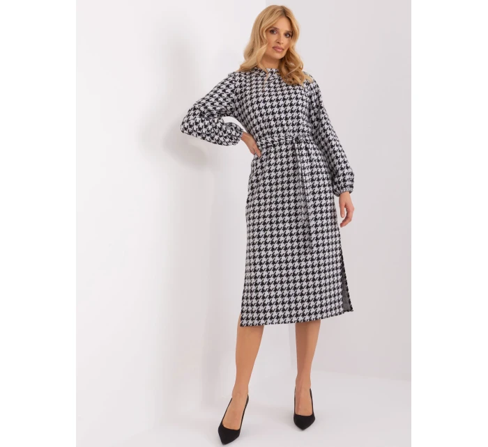 LK SK 509516 šaty.04 bílá a černá