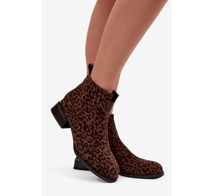 Dámské kotníkové boty z přírodní semišové kůže – hnědé (panterka) Dámské kotníkové boty z přírodní semišové kůže – hnědé (panterka)