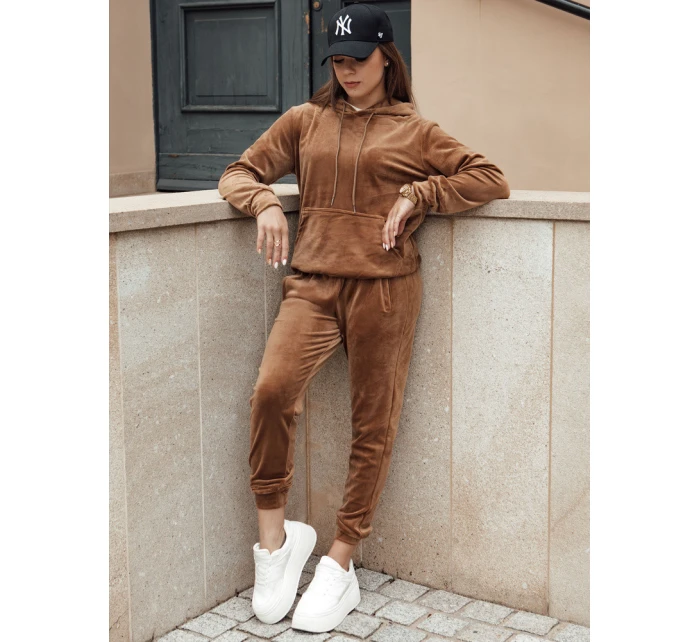 Dámský velurový komplet RELAX FIT hnědý FashionStreet AY1065