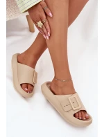 Dámské Pěnové Pantofle S Přezkou model 21704140 Béžové - VINCEZA