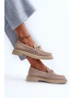 Dámské semišové mokasíny na plochém podpatku s ozdobou D&A béžová Dámské semišové mokasíny na plochém podpatku s ozdobou D&A béžová
