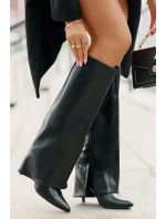 Zateplené kozačky na jehlovém podpatku s ohrnutým svrškem černé model 21677862 - Boto