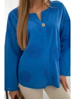 Košilová halenka IT-67 s vyšívaným vzorem - chrpově modrá