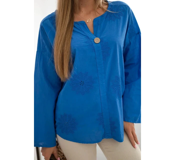 Košilová halenka IT-67 s vyšívaným vzorem - chrpově modrá