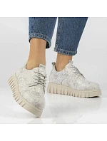 Kožené boty na platformě se květy  model 22068791 - FILIPPO