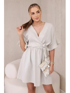 Mušelínové šaty s pasem tmavě béžová