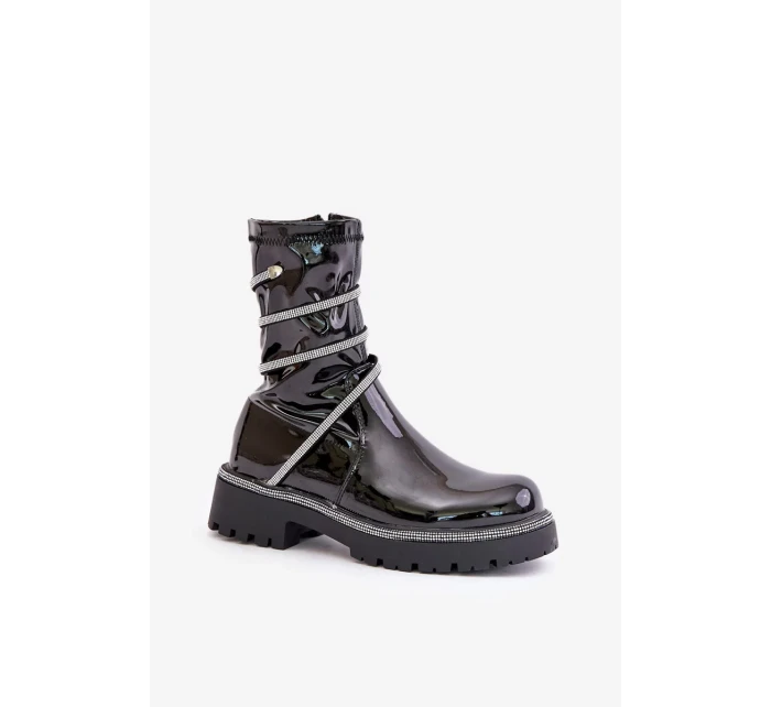 Lakované kotníkové boty s ozdobou černé Kikizelle Lakované kotníkové boty s ozdobou černé Kikizelle
