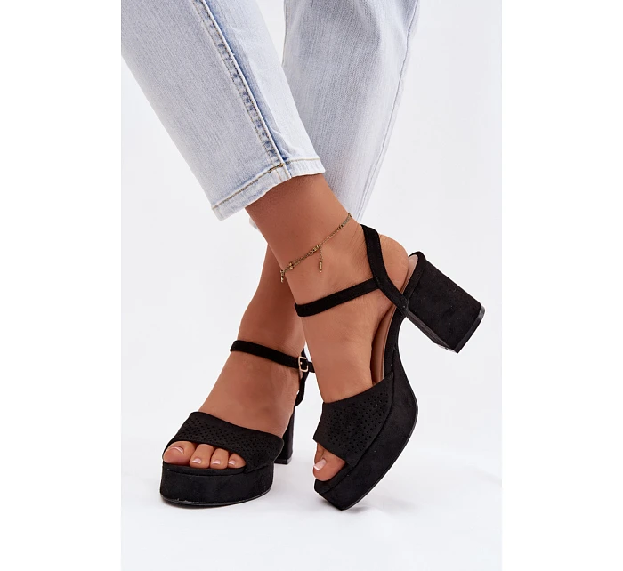 Sandály na podpatku  model 226333 Step in style