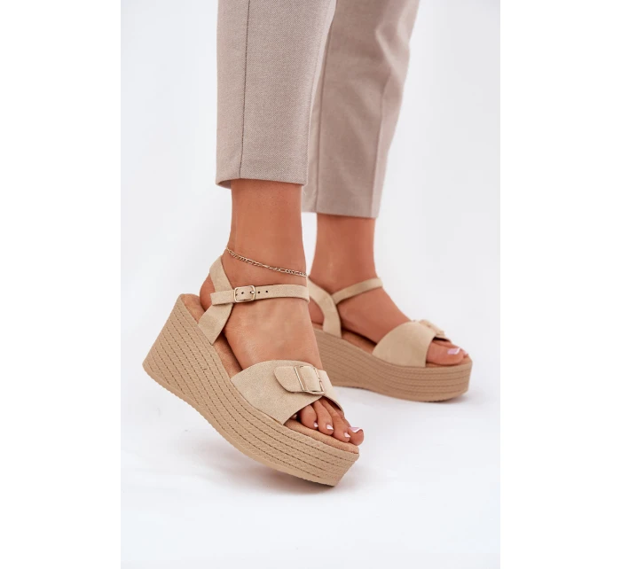 Dámské Sandály Na Klínu S Přezkou Khaki Liniella Dámské Sandály Na Klínu S Přezkou Khaki Liniella