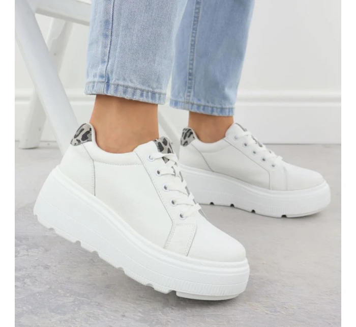 W  boty na platformě model 21305290 - VINCEZA