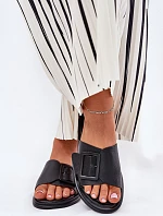 Dámské kožené sandály s přezkou D&A SJ2302-01 Černé