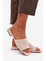 Materiálové dámské pantofle na nízkém podpatku Světle béžové Belissea