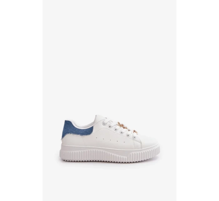 Nízké tenisky z eko kůže s odznaky bílo-modré Cillione Nízké tenisky z eko kůže s odznaky bílo-modré Cillione