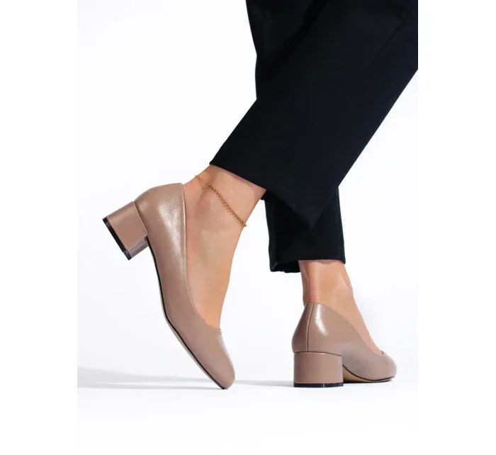 Pěkné dámské lodičky hnědé na plochém podpatku Pěkné dámské lodičky hnědé na plochém podpatku