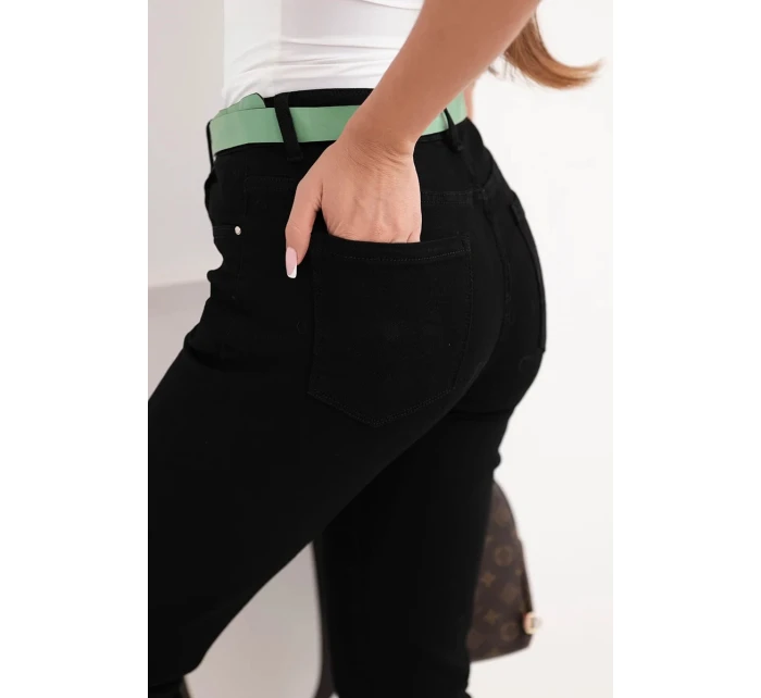 Dámské džíny mom fit s vysokým pasem a zeleným páskem černé