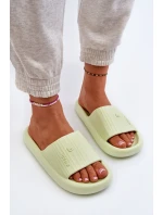 Dámské lehké zelené pěnové žabky model 21653091 - Boto Dámské lehké zelené pěnové žabky model 21653091 - Boto