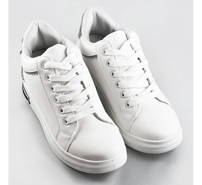 Bílo-světle modré sportovní boty se skrytým klínem (666-16)
