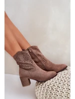 Dámské kožené kotníkové boty ve western stylu na podpatku S.Barski – hnědé