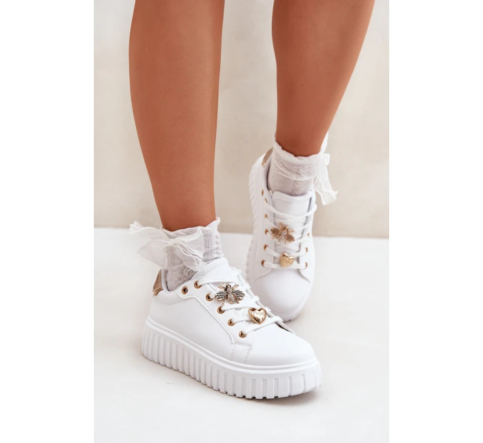 Dámské tenisky s ozdobami bílé model 21683081 - EVENTO Dámské tenisky s ozdobami bílé model 21683081 - EVENTO