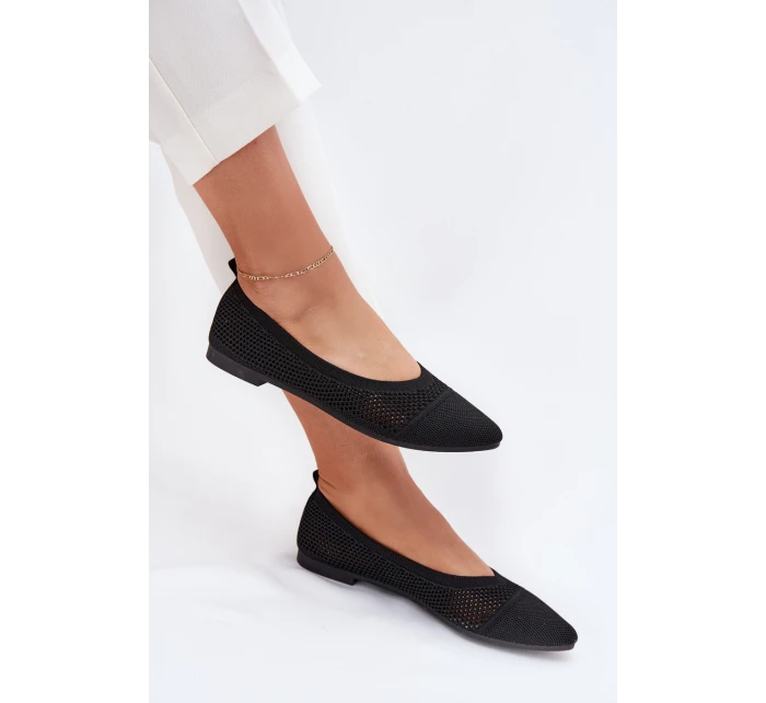 Baleríny z se zapínáním na černé model 21702975 - Boto