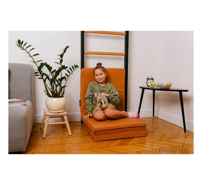 SKLÁDACÍ GYMNASTICKÁ MATRACE HNĚDÁ 180CM BENCHK SKLÁDACÍ GYMNASTICKÁ MATRACE HNĚDÁ 180CM BENCHK