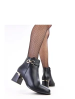 Boty na podpatku model 218814 Solea Boty na podpatku model 218814 Solea