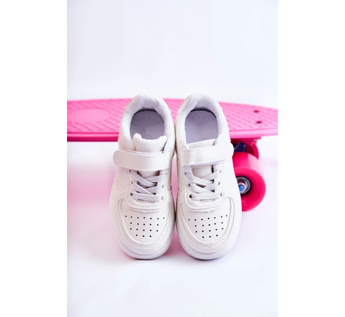 Dětská sportovní obuv na suchý zip White model 21587139 - Boto Dětská sportovní obuv na suchý zip White model 21587139 - Boto