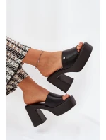 Dámské Pantofle Z Eko Kůže Na Podpatku A Platformě Černé Tamirella Dámské Pantofle Z Eko Kůže Na Podpatku A Platformě Černé Tamirella