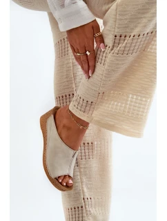 Pohodlné dámské pantofle na klínku Inblu Béžová