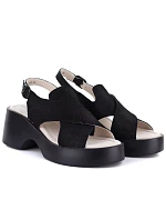 Dámské kožené sandály na platformě černé S.Barski model 22099400