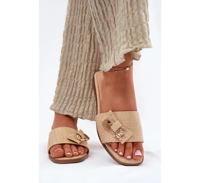 Dámské Pantofle Na Plochém Podpatku S Mašlí Béžové Sallariela Dámské Pantofle Na Plochém Podpatku S Mašlí Béžové Sallariela